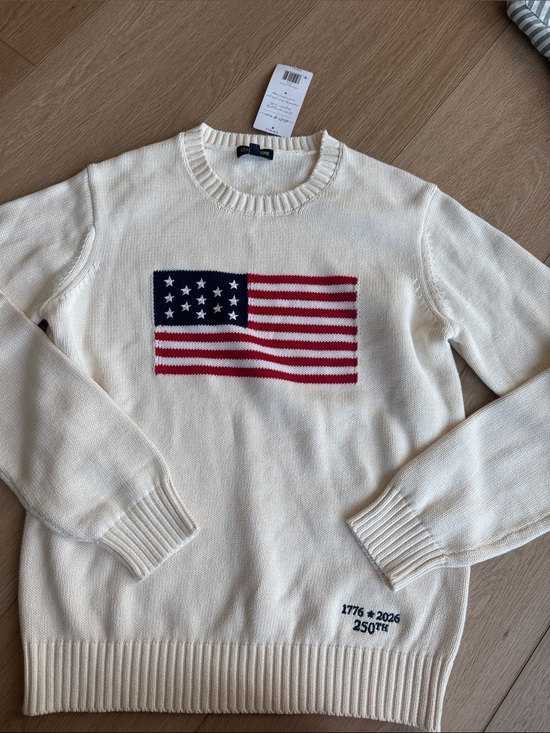 State of mine Sweaters - Cream Crewneck Sweater with Flag Motif - Women's- 100% cotton